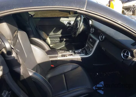 2016 Mercedes-Benz Slk 300 из США, поврежденный, VIN WDDPK3JA1GF123708